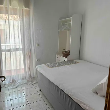 Alara's House Apartament *